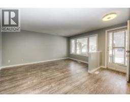 74 HELENE Crescent - 6