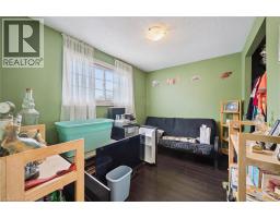 647 ALBERT Street UnitNo. 4 - 15