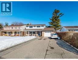 16 ALDERWOOD Crescent - 2