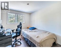 16 ALDERWOOD Crescent - 24