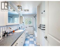 16 ALDERWOOD Crescent - 32