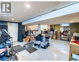 16 ALDERWOOD Crescent - 36