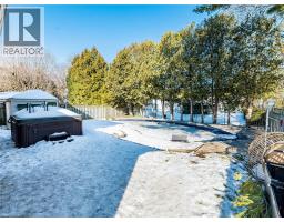 16 ALDERWOOD Crescent - 40