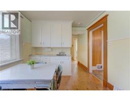 40 UNION Street E - 17