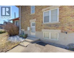 40 UNION Street E - 26