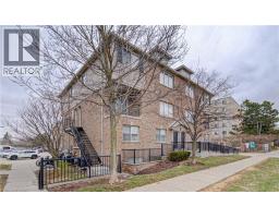 12 HOLBORN Drive UnitNo. 8A - 3