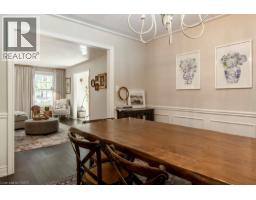 318 LLOYMINN Avenue - 10