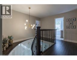 318 LLOYMINN Avenue - 24