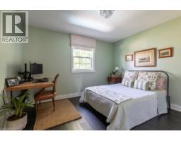 318 LLOYMINN Avenue - 37