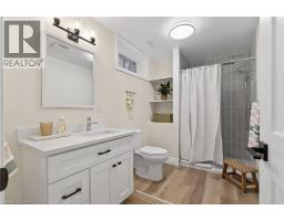 318 LLOYMINN Avenue - 44