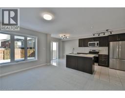 110 ARNOLD MARSHALL Boulevard - 11