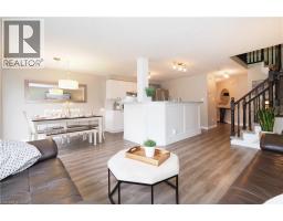 55 BRIDLEWREATH Street - 10