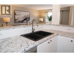 55 BRIDLEWREATH Street - 17