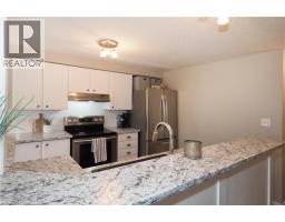 55 BRIDLEWREATH Street - 19