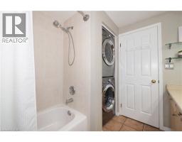 55 BRIDLEWREATH Street - 33