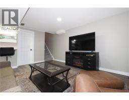 55 BRIDLEWREATH Street - 37