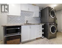 55 BRIDLEWREATH Street - 44