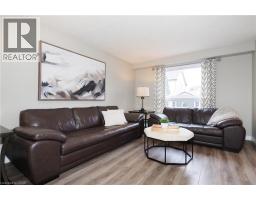 55 BRIDLEWREATH Street - 7