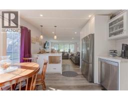 115 FRANCISCUS Street - 12