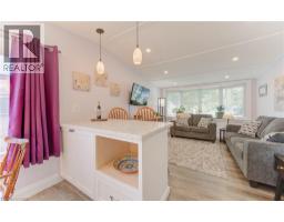 115 FRANCISCUS Street - 14