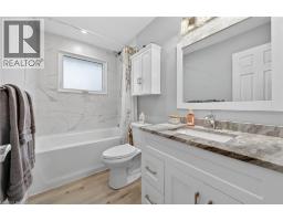 96 DUNDEE Drive - 24