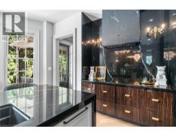 38 LANSDOWNE Road N - 16