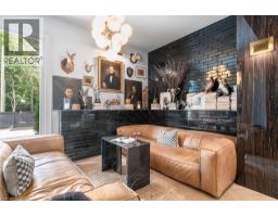 38 LANSDOWNE Road N - 19