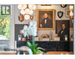 38 LANSDOWNE Road N - 21