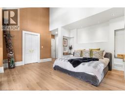 38 LANSDOWNE Road N - 34