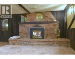 938 COURTLAND Drive - 24