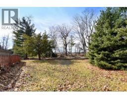 938 COURTLAND Drive - 31