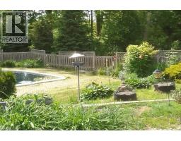 938 COURTLAND Drive - 35