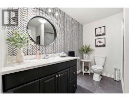 125 DONEGAN Street W - 33