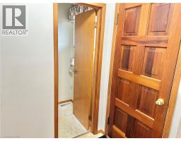 8 AYLMER Street - 11