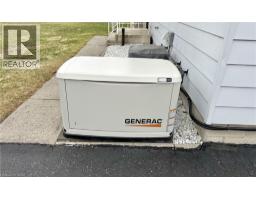 8 AYLMER Street - 16