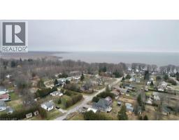 8 AYLMER Street - 19