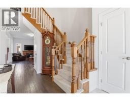 18 VIC CHAMBERS Place - 4