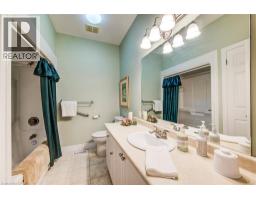 44 LASCHINGER Boulevard - 23