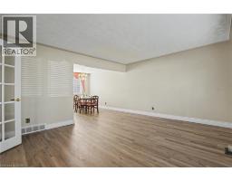 144 AVONDALE Road - 10