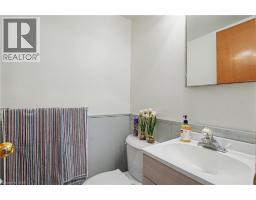 144 AVONDALE Road - 12