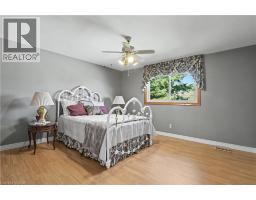 144 AVONDALE Road - 13