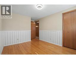 144 AVONDALE Road - 16