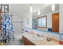 144 AVONDALE Road - 22