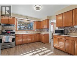 144 AVONDALE Road - 5