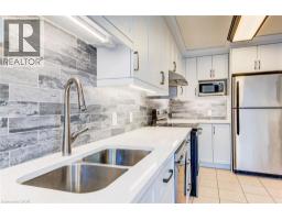 90 UDVARI Crescent - 18