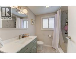 110 LILLIAN Drive UnitNo. A - 20