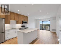 525 NEW DUNDEE Road UnitNo. 717 - 1