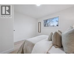 881 DUNBAR Road - 17