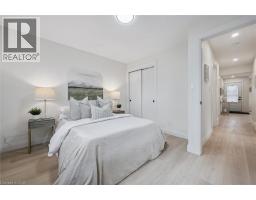 881 DUNBAR Road - 18