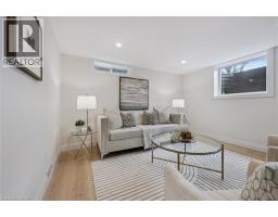 881 DUNBAR Road - 21